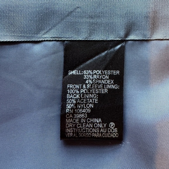 Tahari Arthur Levine Notched Collar Women's 10 Grey Lined
Fitted 3 Button Blazer - Picture 11 of 15